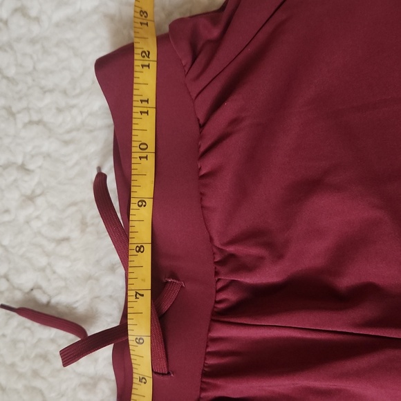 Senita Women's Set Size XS-Jogger and Short Sleeve Hoodie - Picture 4 of 9